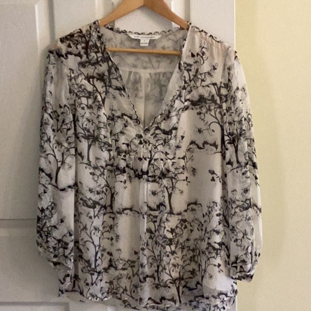 Diana Von Furstenberg Blouse Size 12